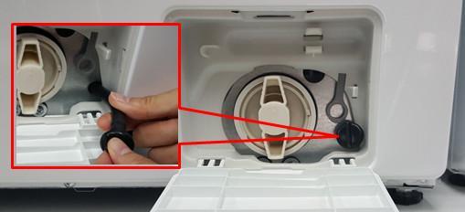 洗衣机水放满了的修理方法（解决洗衣机水箱放满问题的实用技巧）